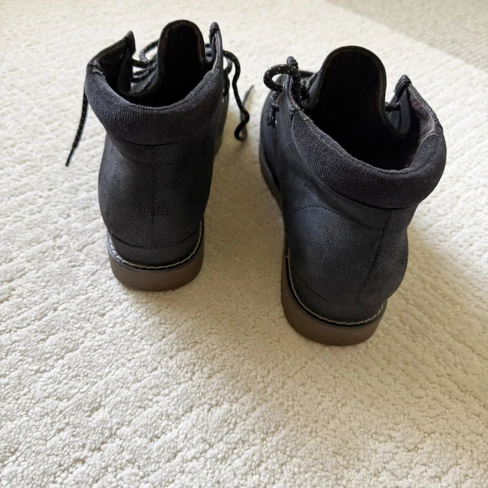 Skechers BOBS Skipper Tide Pool Black Ankle Boots Memory Foam 114718 Womens 8.5